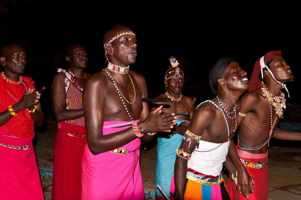 samburu-dancersFED74854-98DA-53ED-E963-BA0B2EC2645E.jpg