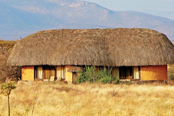 samburu-cottages46BBAF8E-B387-E2D4-B421-69B2D62AA373.jpg