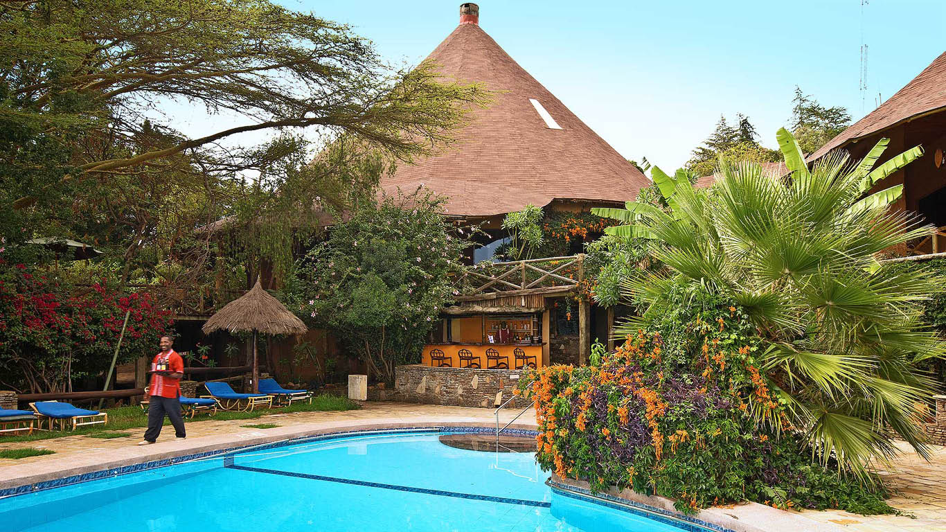 POOL AND LODGE